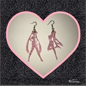 4 / $20 
Sailor Moon inspired Earrings